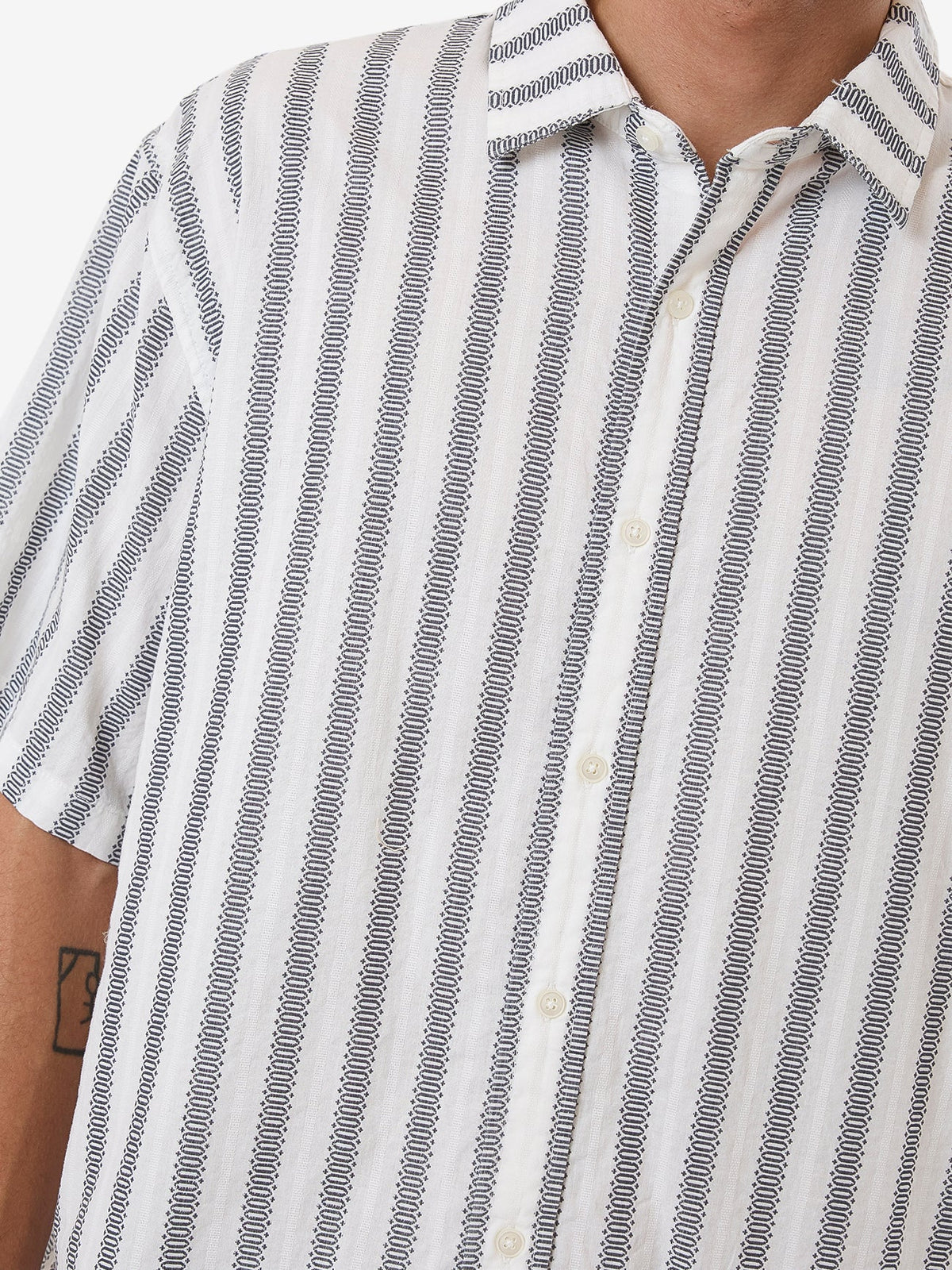 MENS EXPANSIONS SHORT SLEEVE SHIRT