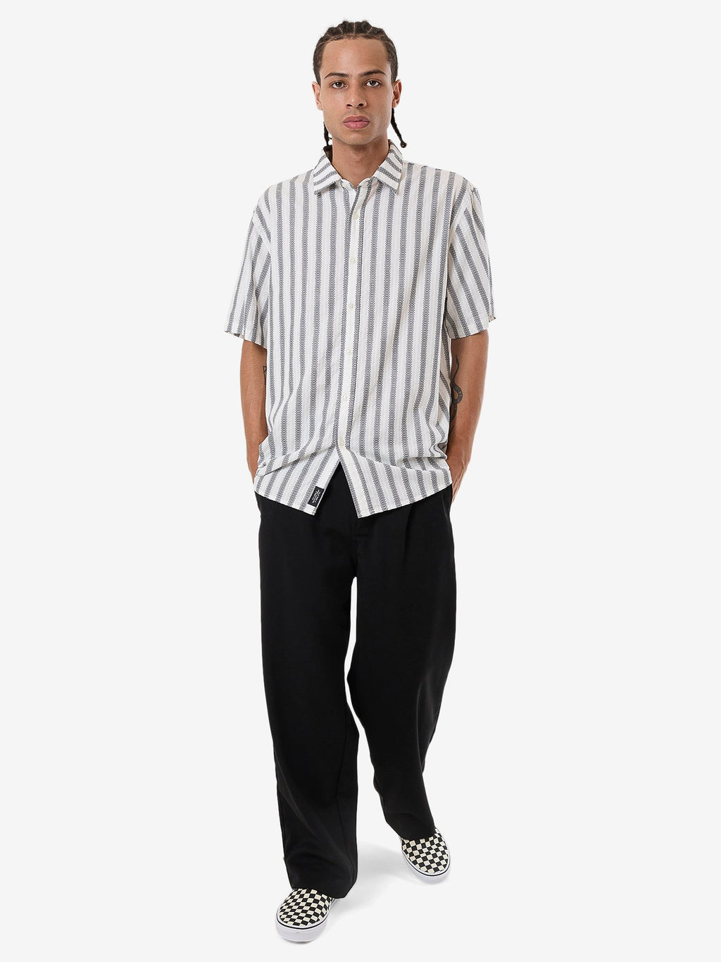 MENS EXPANSIONS SHORT SLEEVE SHIRT
