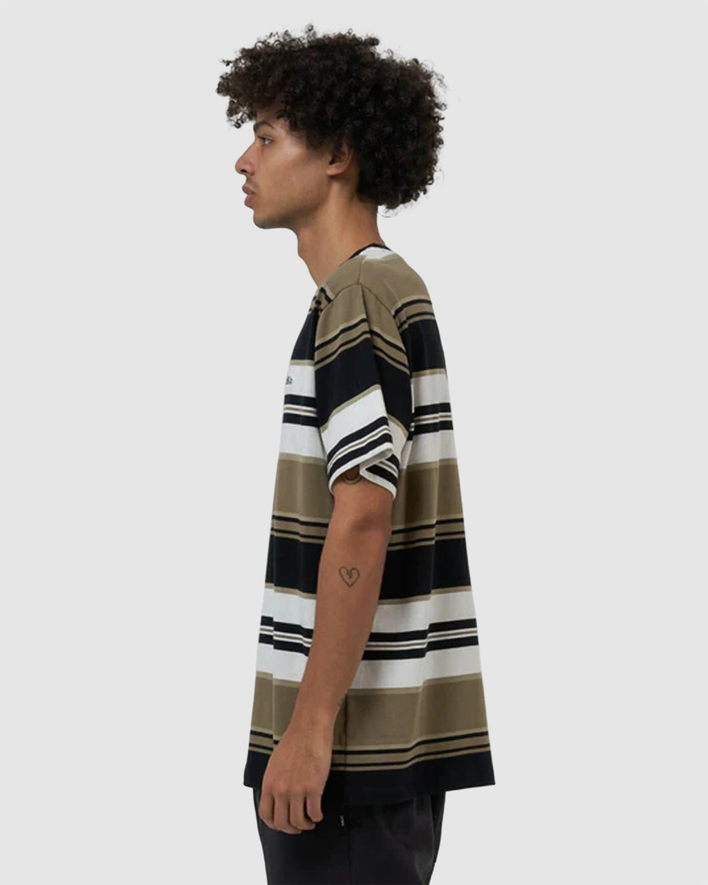 MENS COORDINATES STRIPE MERCH FIT T-SHIRT