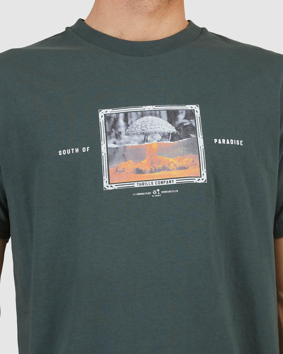 MENS SHROOM DOOM MERCH FIT T-SHIRT