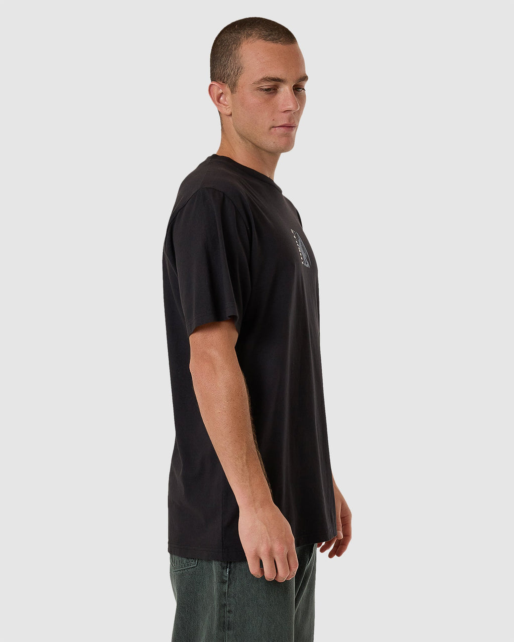 MENS HEAVY TIMES MERCH FIT T-SHIRT