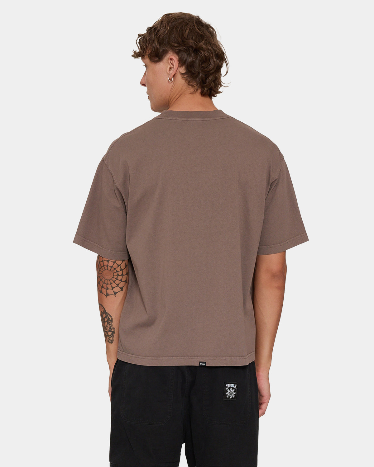 STAGGER OVERSIZE BOX CROP TEE 26