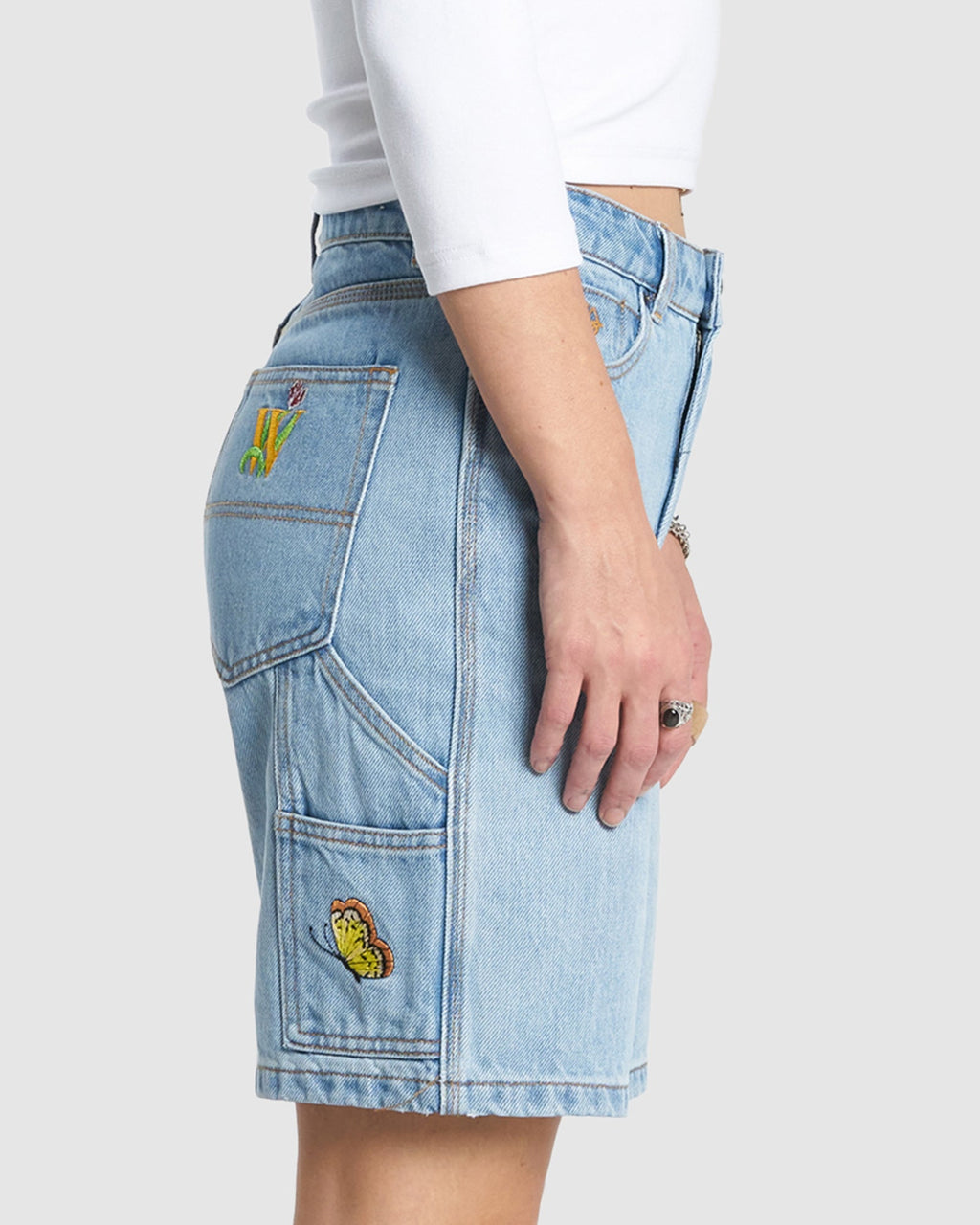 WOMENS FLUTTERBY CARPENTER SHORTS