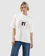 WOMENS HEALING DELUSIONS OVERSIZED T-SHIRT