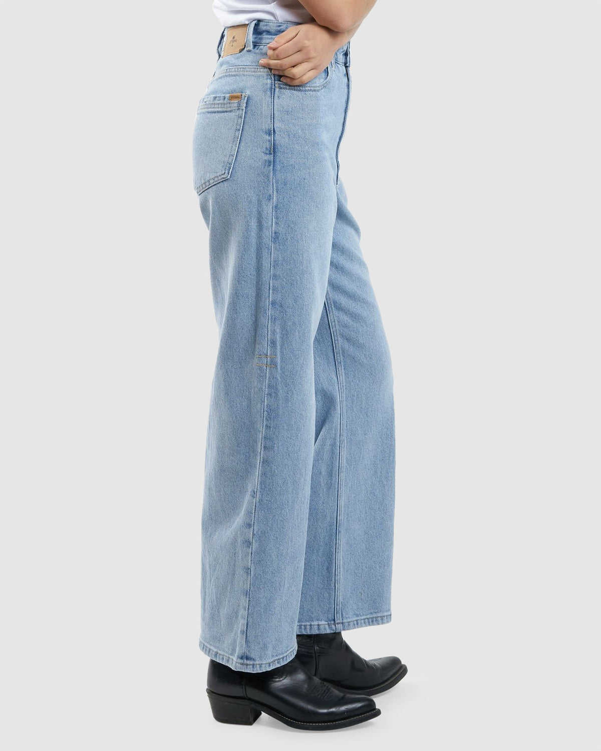 WOMENS HOLLY JEANS