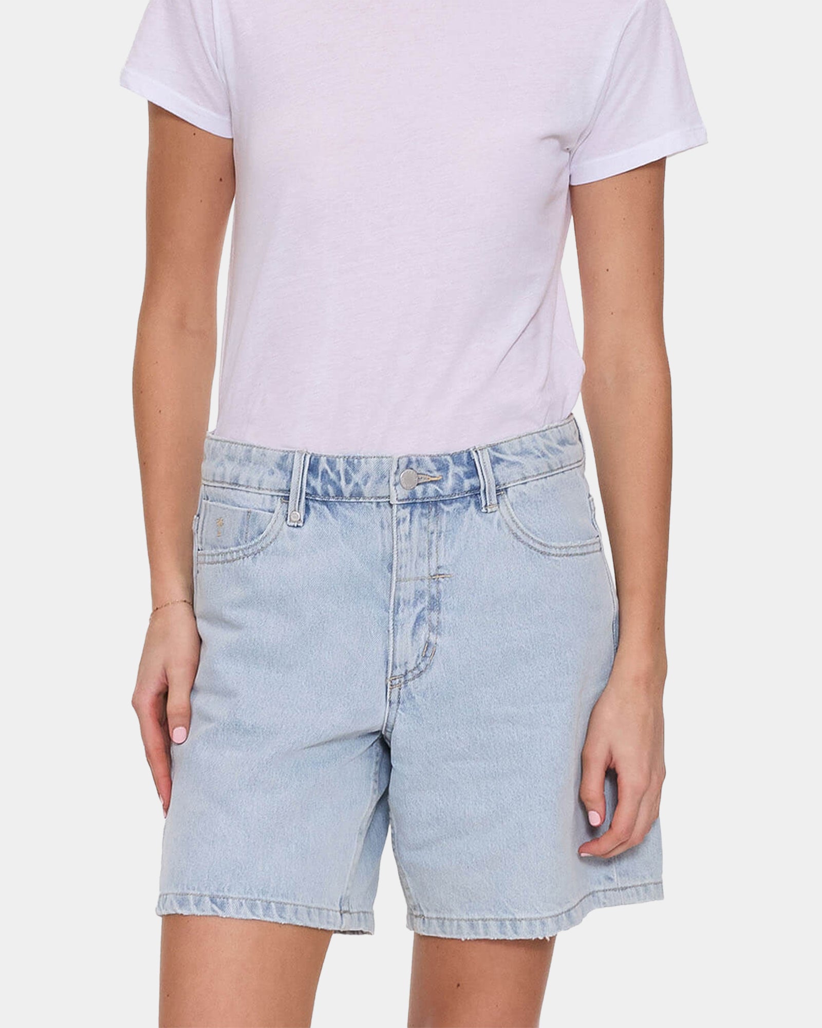Womens Billie Low Rise Baggy Embro Denim Shorts