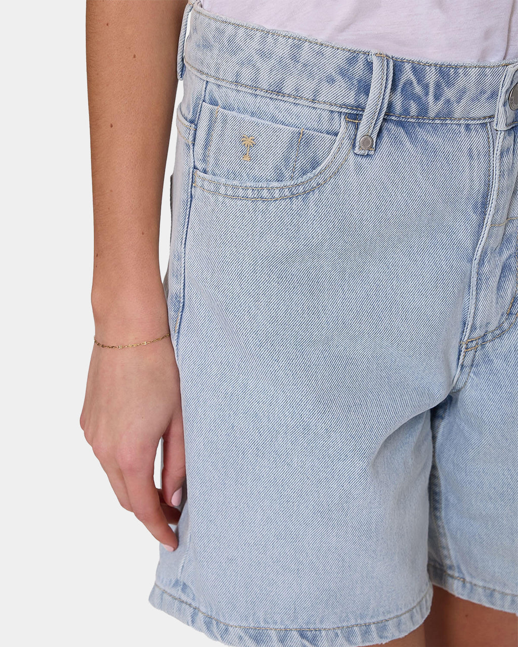 Womens Billie Low Rise Baggy Embro Denim Shorts