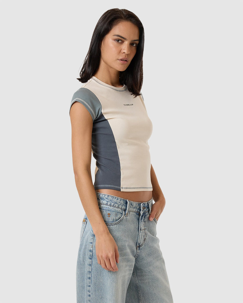 WOMENS GRIP CLUB T-SHIRT