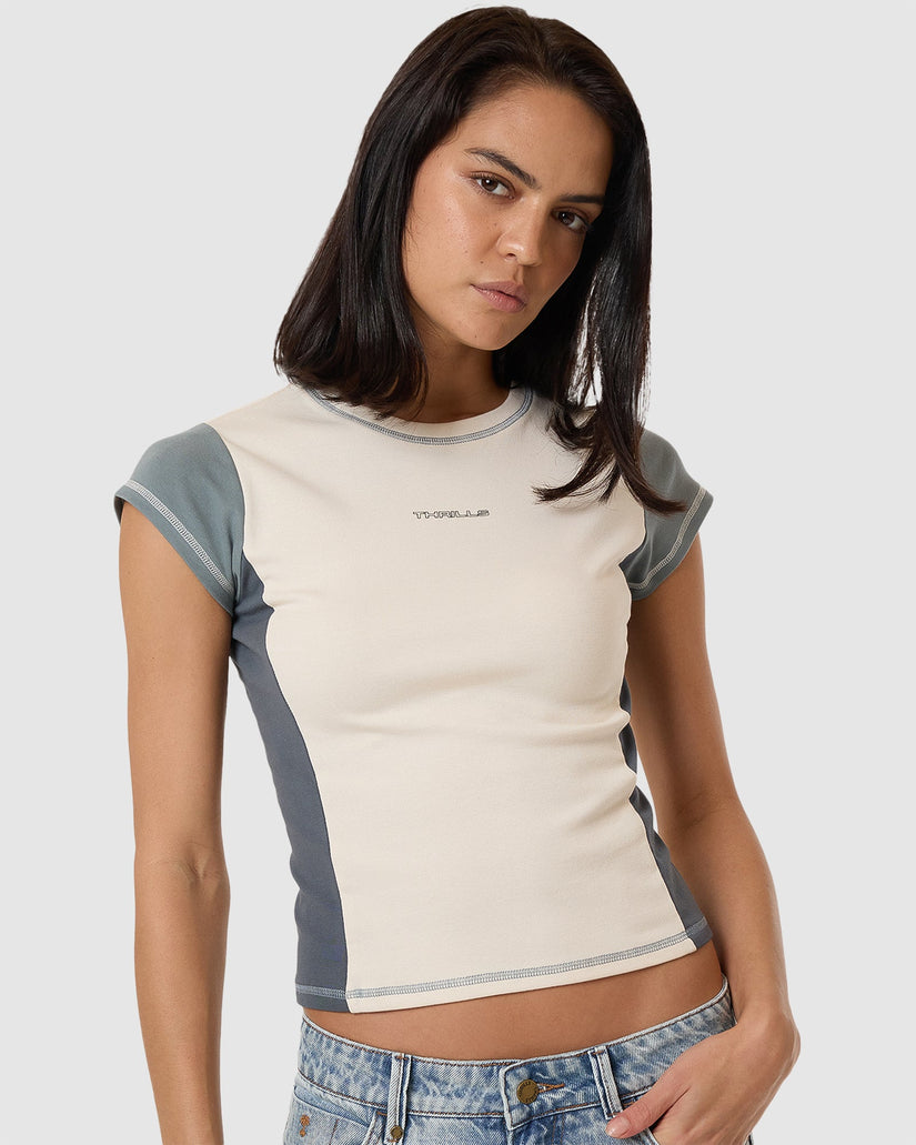 WOMENS GRIP CLUB T-SHIRT