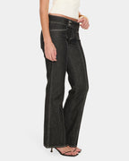 SUKI LOW RISE FLARE JEAN RABK