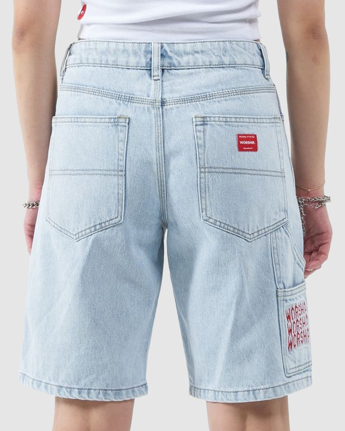 WOMENS WORSHIP CARPENTER SHORTS