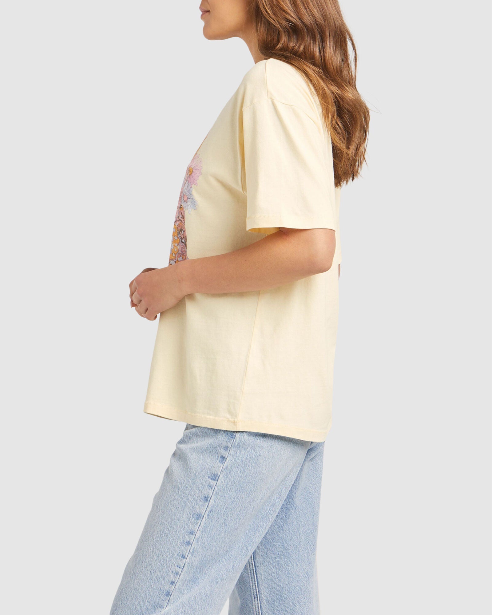 WOMENS SLOUCH BUTTERFLY DAZE T-SHIRT