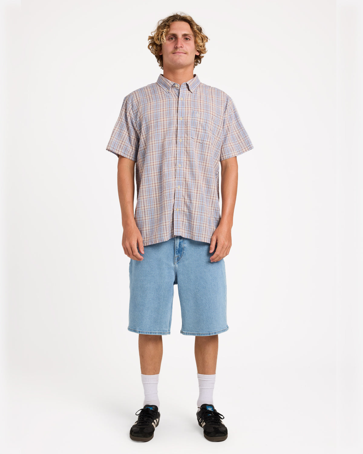 a0442571_volcom_stn_frt9