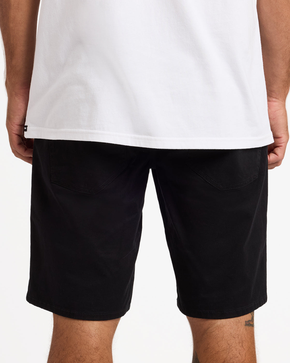 a0932401_volcom_blk_bck6