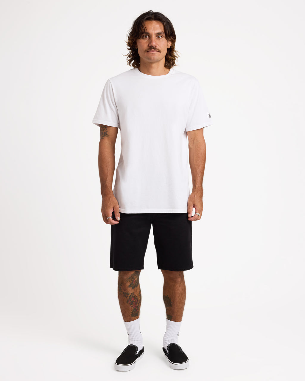 a0932401_volcom_blk_frt9