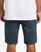 a0932401_volcom_dst_bck6