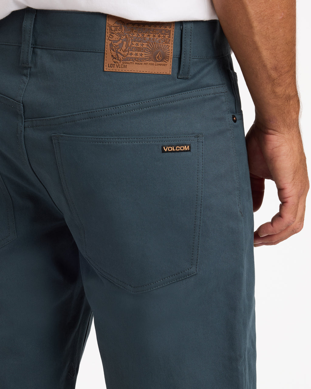 a0932401_volcom_dst_dtl1