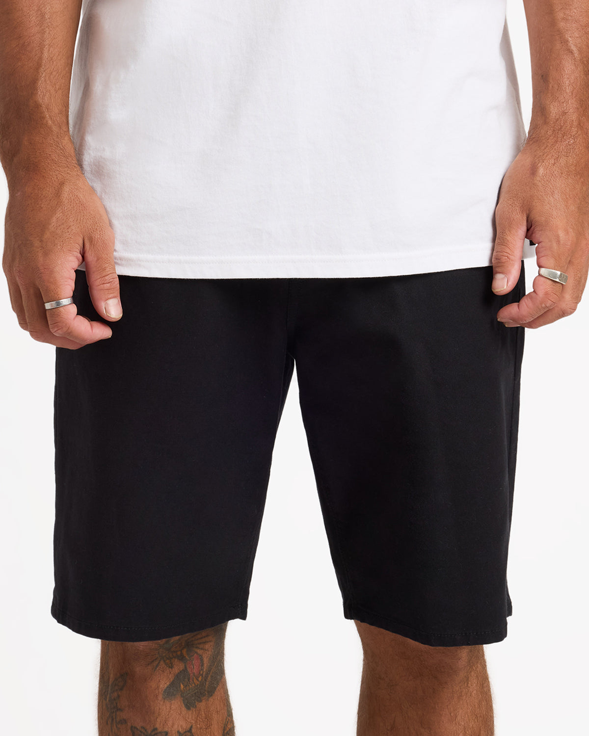 a0932402_volcom_blk_frt6
