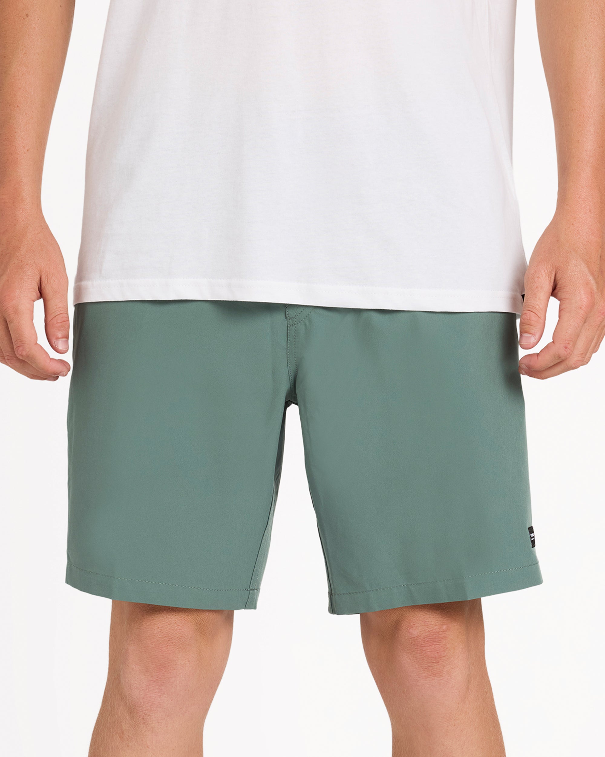 a1002201_volcom_dkf_frt6