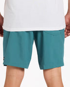 a1002201_volcom_hyd_bck6
