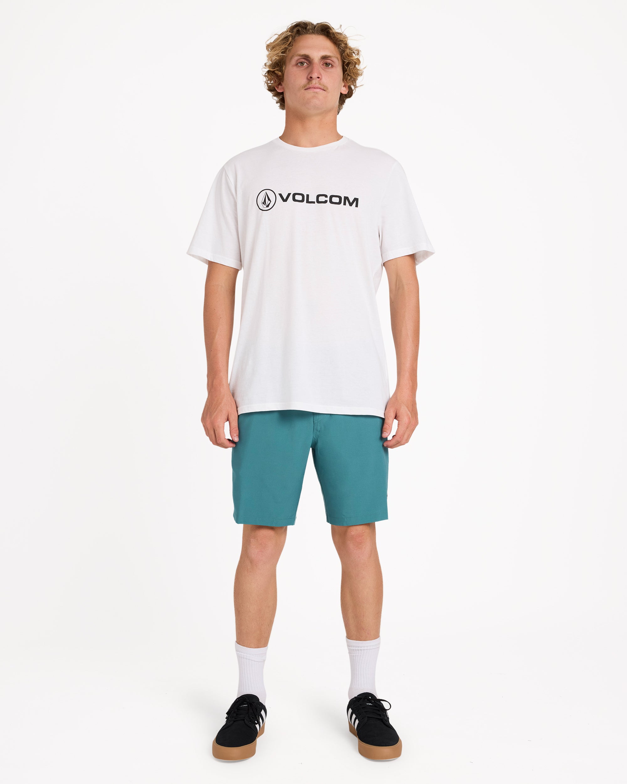 a1002201_volcom_hyd_frt9