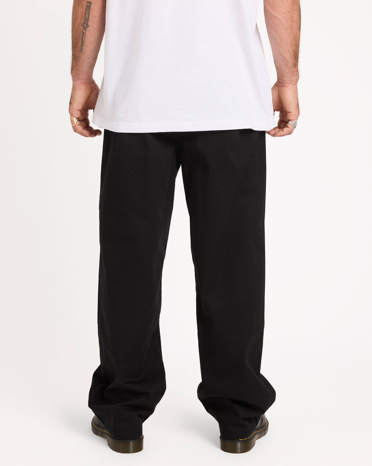 Mens Baggos Pleat Chinos