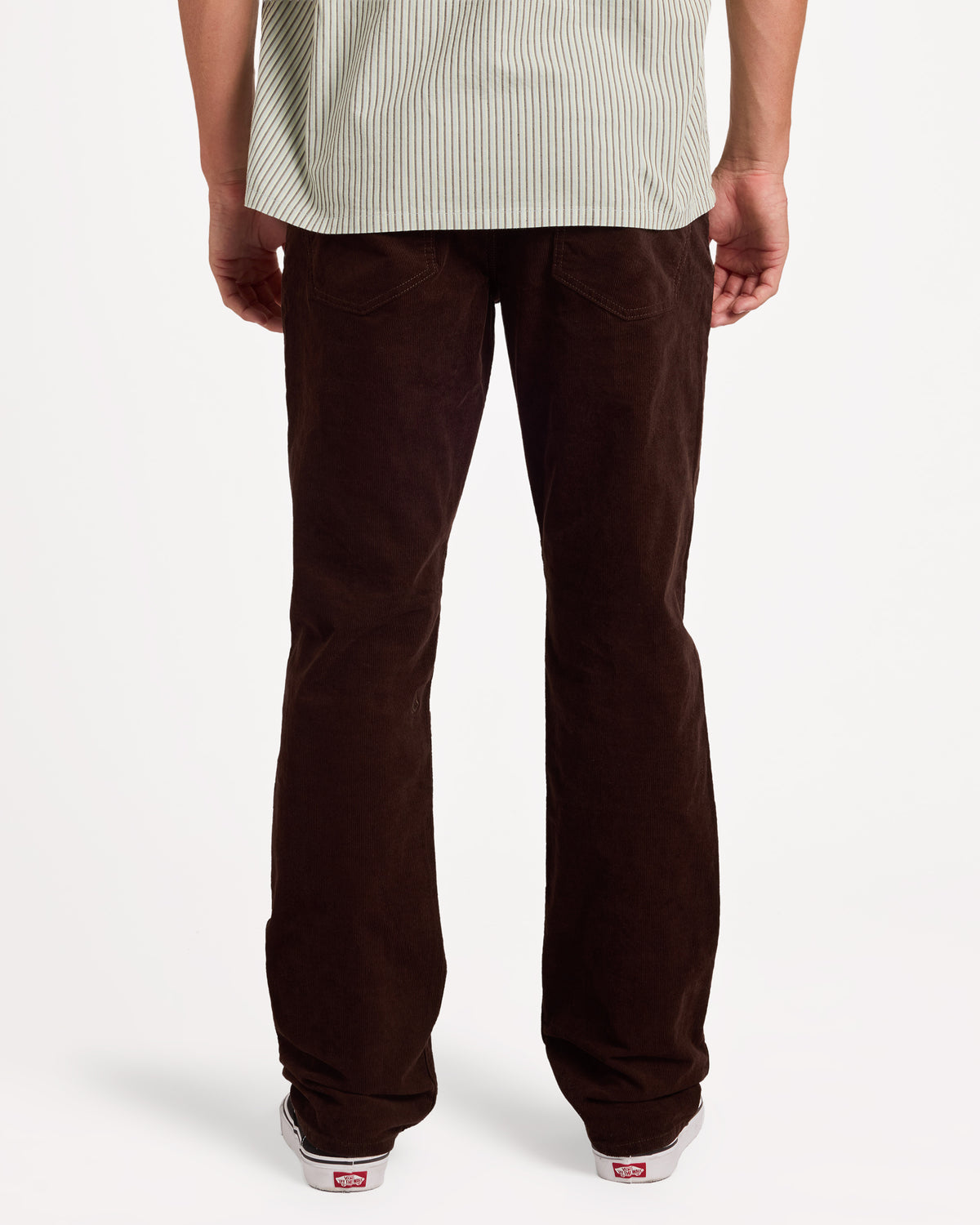 a1132601_volcom_cao_bck1