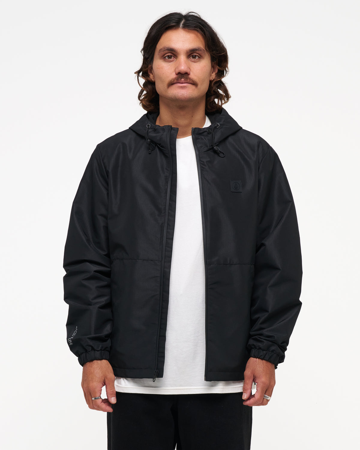 a1502401_volcom_blk_frt1