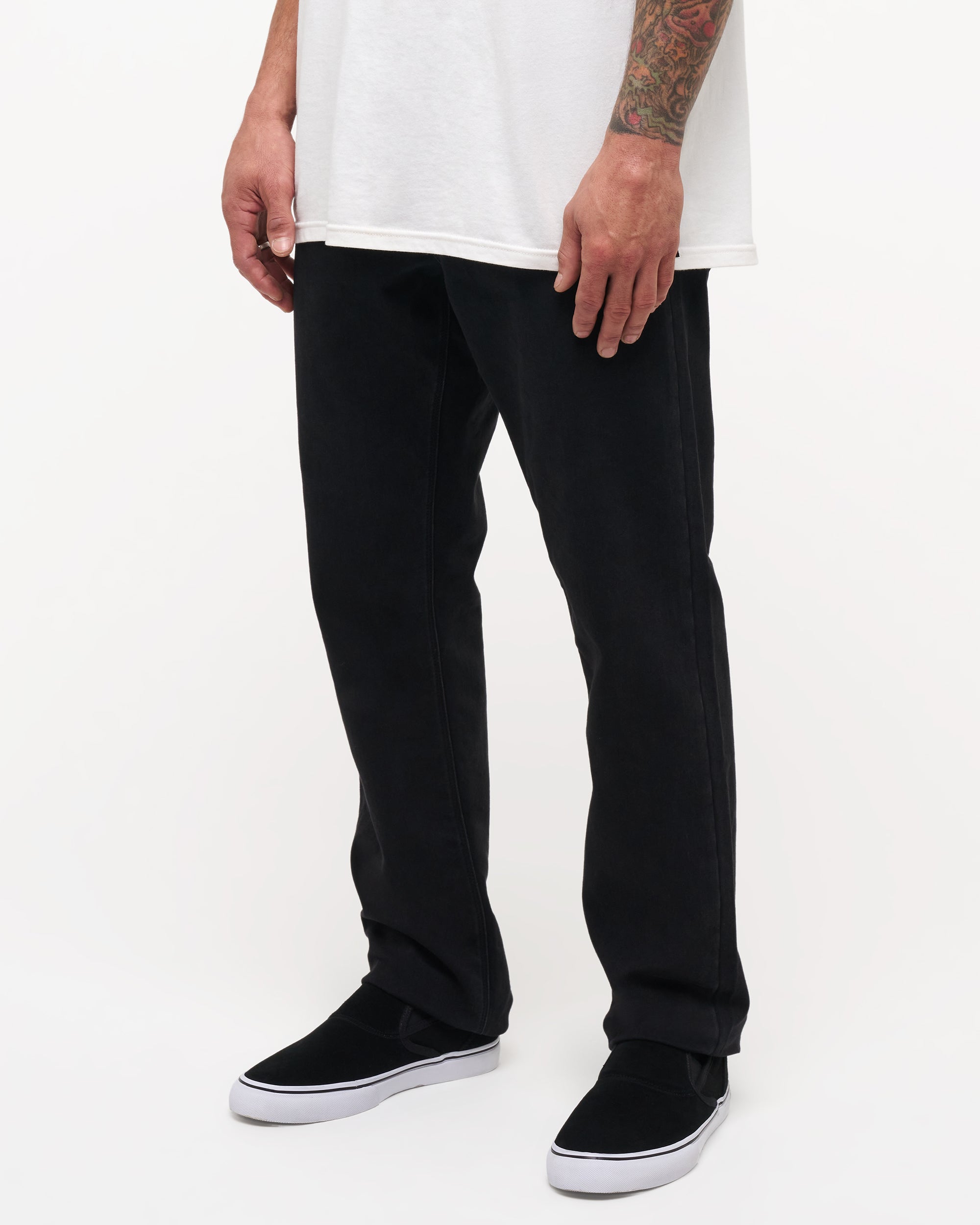 a1912617_volcom_bko_sd1