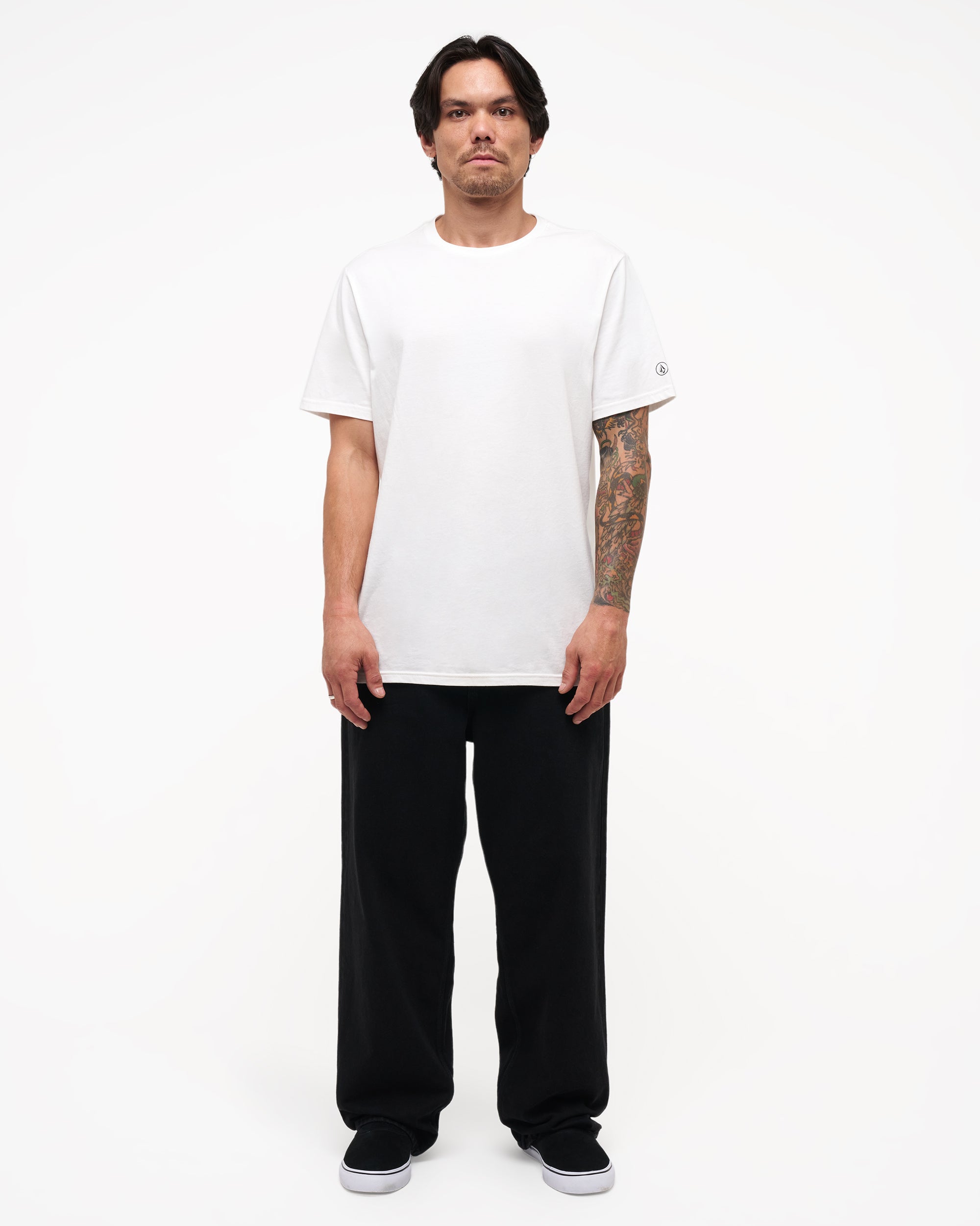 a1912618_volcom_blk_frt9