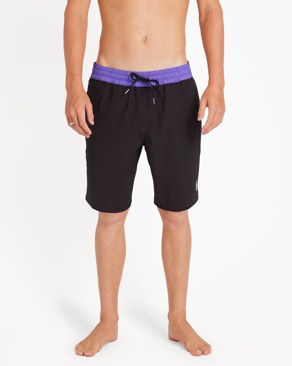 Mens Featured Artist Ozzy Trunk 21" Swim Shorts