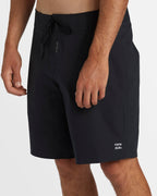 Mens Boat Trip Pro 18" Boardshorts