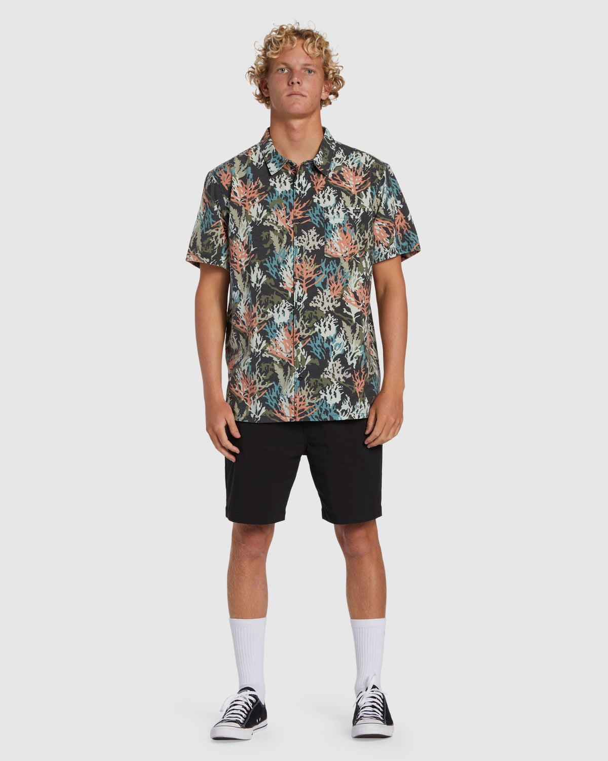Mens Coral Gardeners Surftrek Shoet Sleeve Shirt