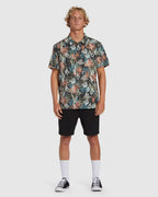 Mens Coral Gardeners Surftrek Shoet Sleeve Shirt