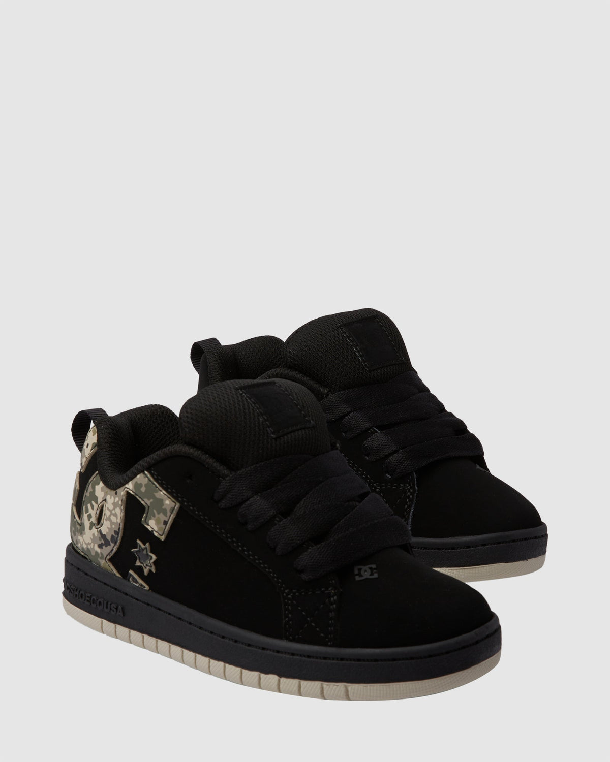 Boys 4-16 Court Graffik Skate Shoes