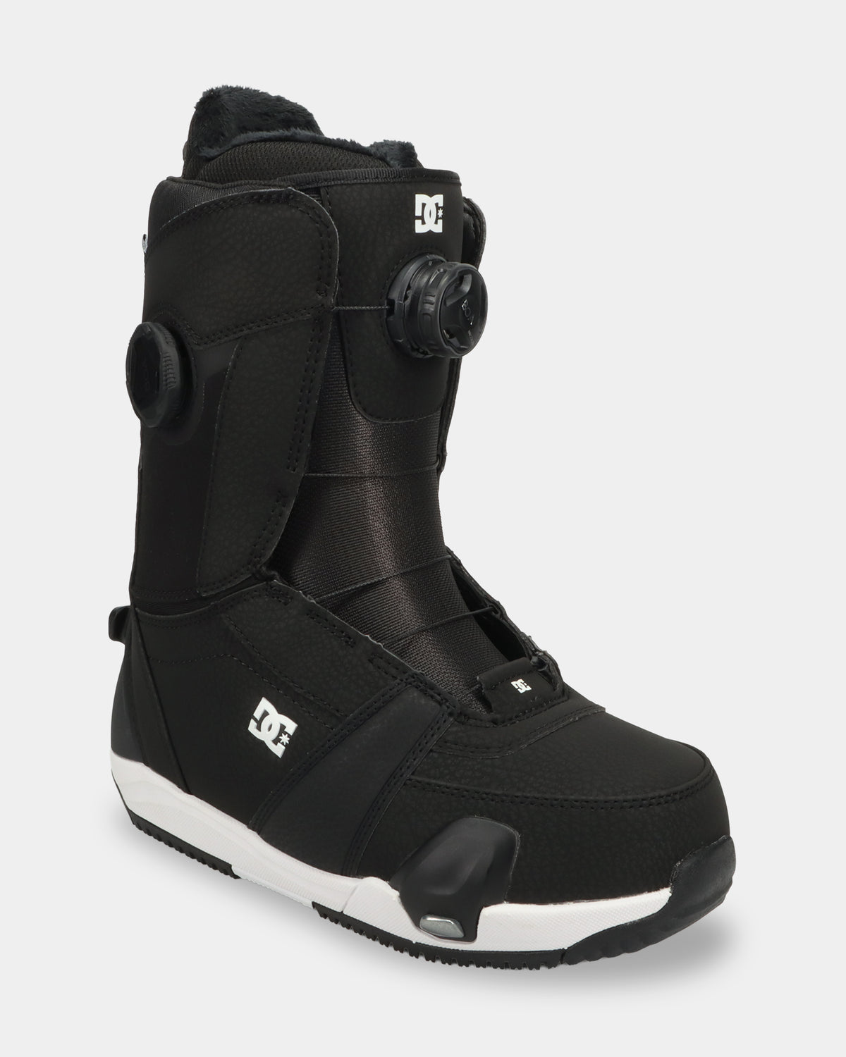 adjo100032_dcshoes_bkw_frt1