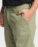 WORKER RELAXED CHINO PANT