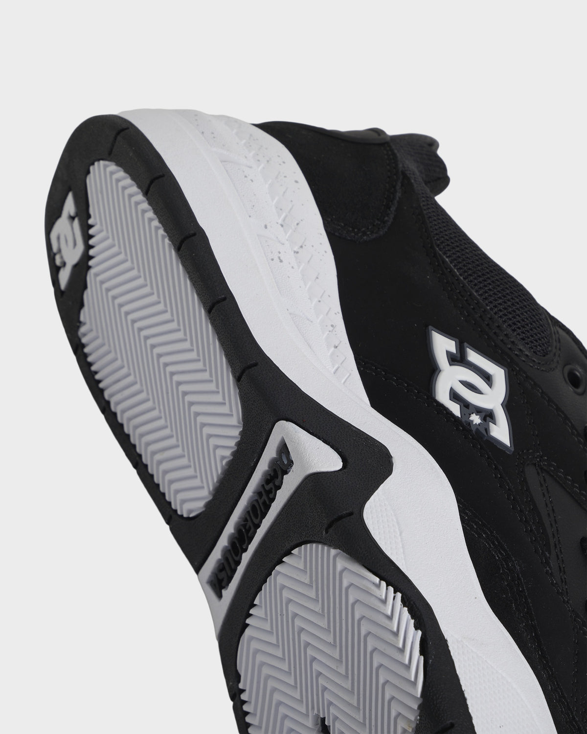 Mens Dc Ascend Sneakers