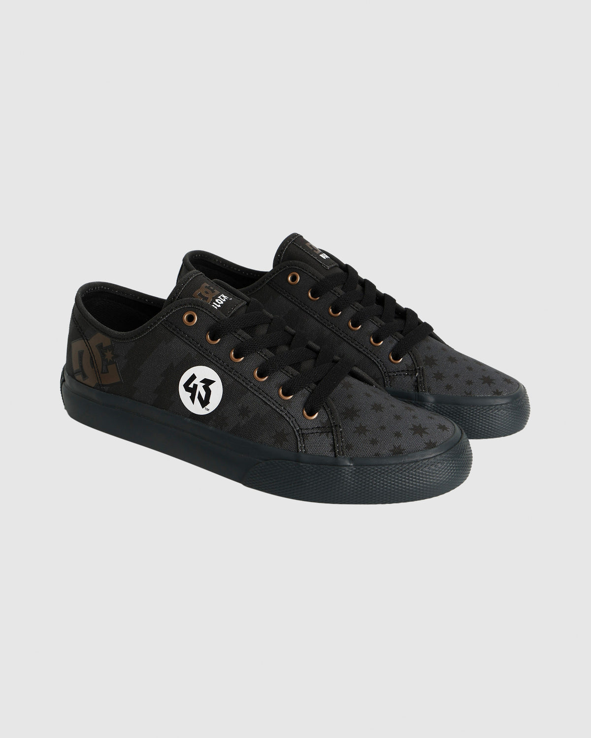 Mens Manual Skate Shoes
