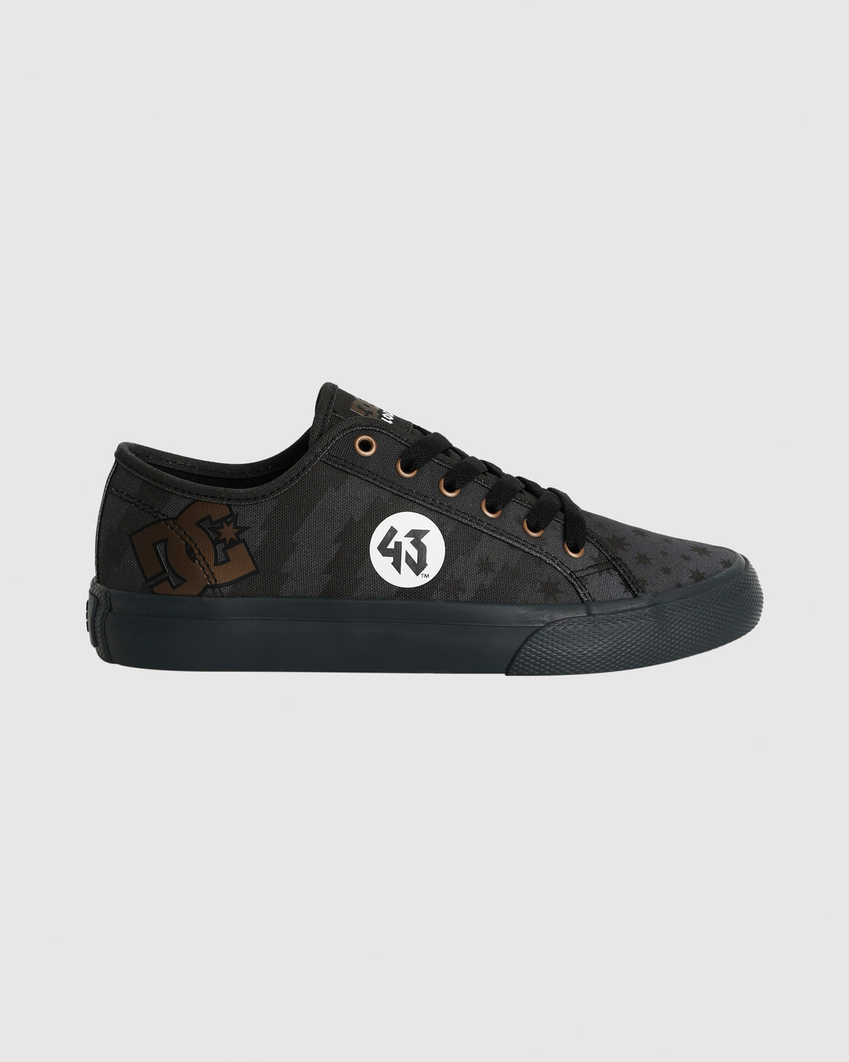 Mens Manual Skate Shoes