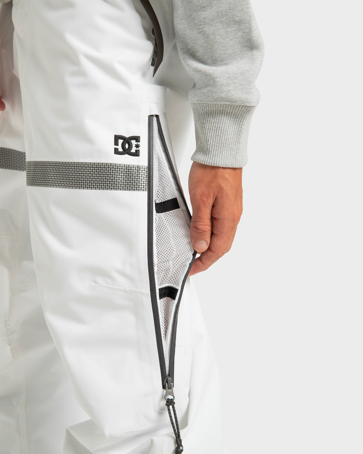 Mens Squadron 30K Snow Pants