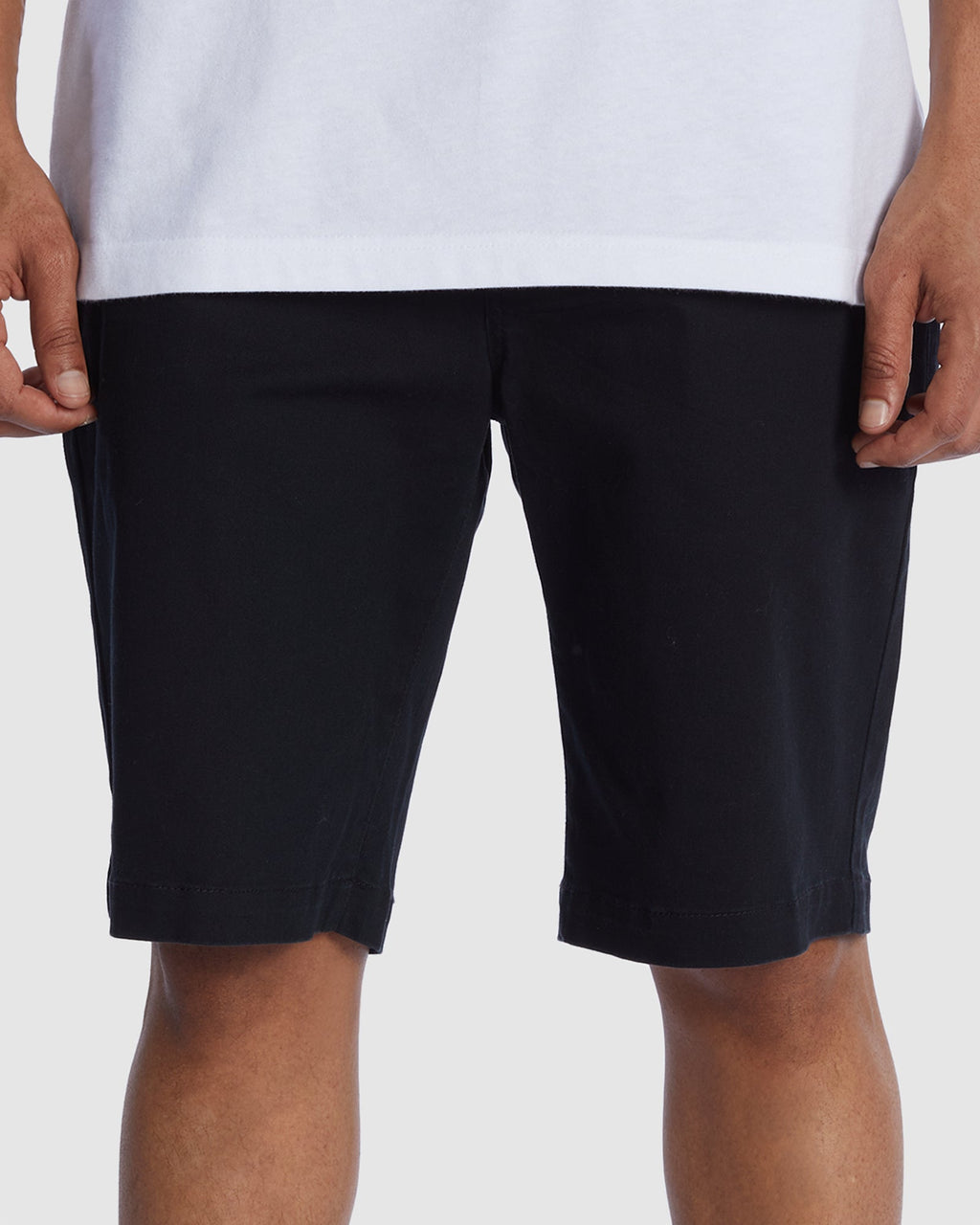 WORKER RELAXED CHINO SHORT