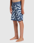 Boys 8-16 Surfsilk Scallop 17" Boardshorts