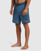 Mens Scallop Blank Canvas 18" Boardshorts
