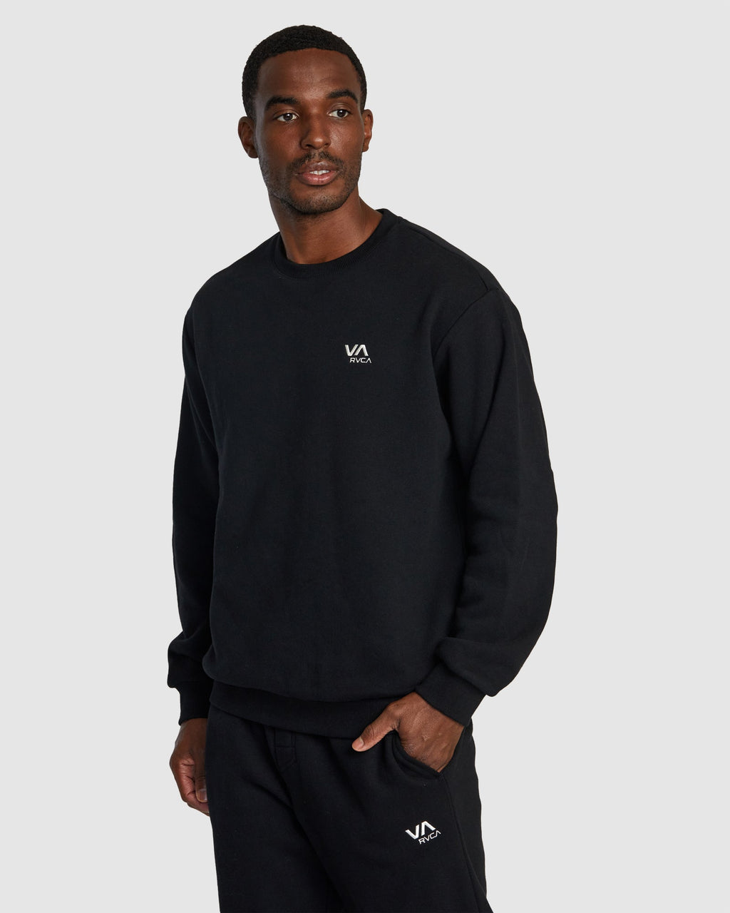 Mens VA Essential Crew Neck