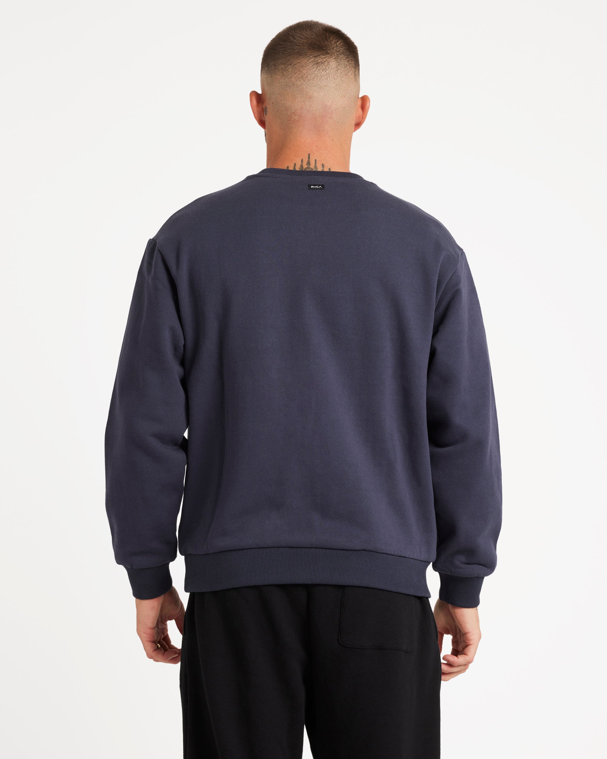 Mens VA Essential Crew Neck
