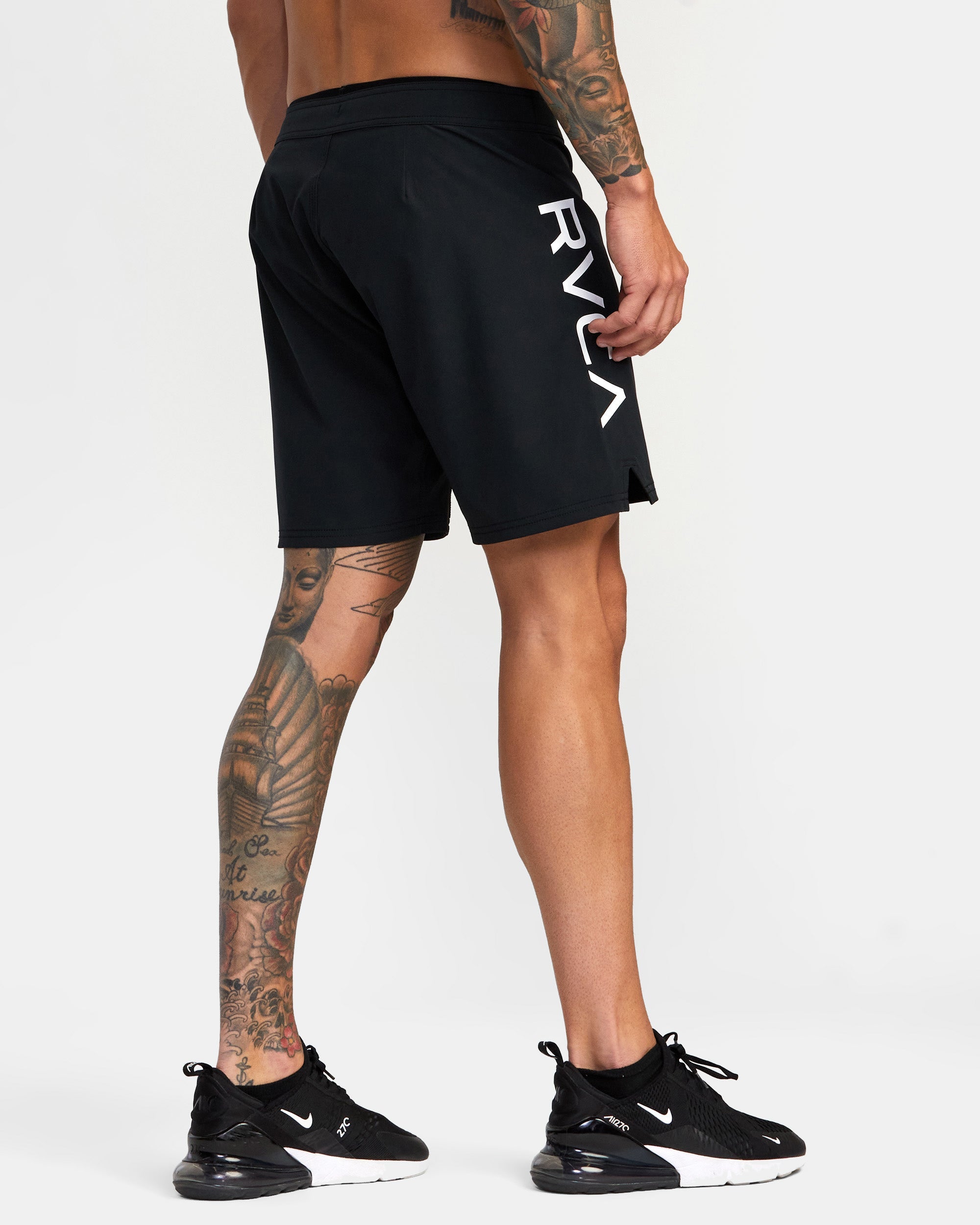 Mens Grappler 17" Athletic Shorts