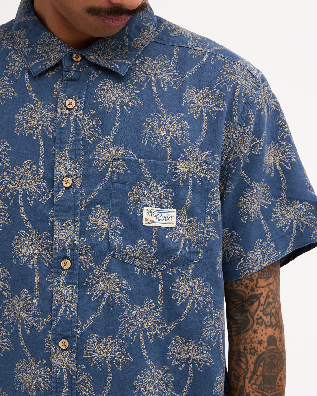 Mens Exotica Shorts Sleeve Shirt