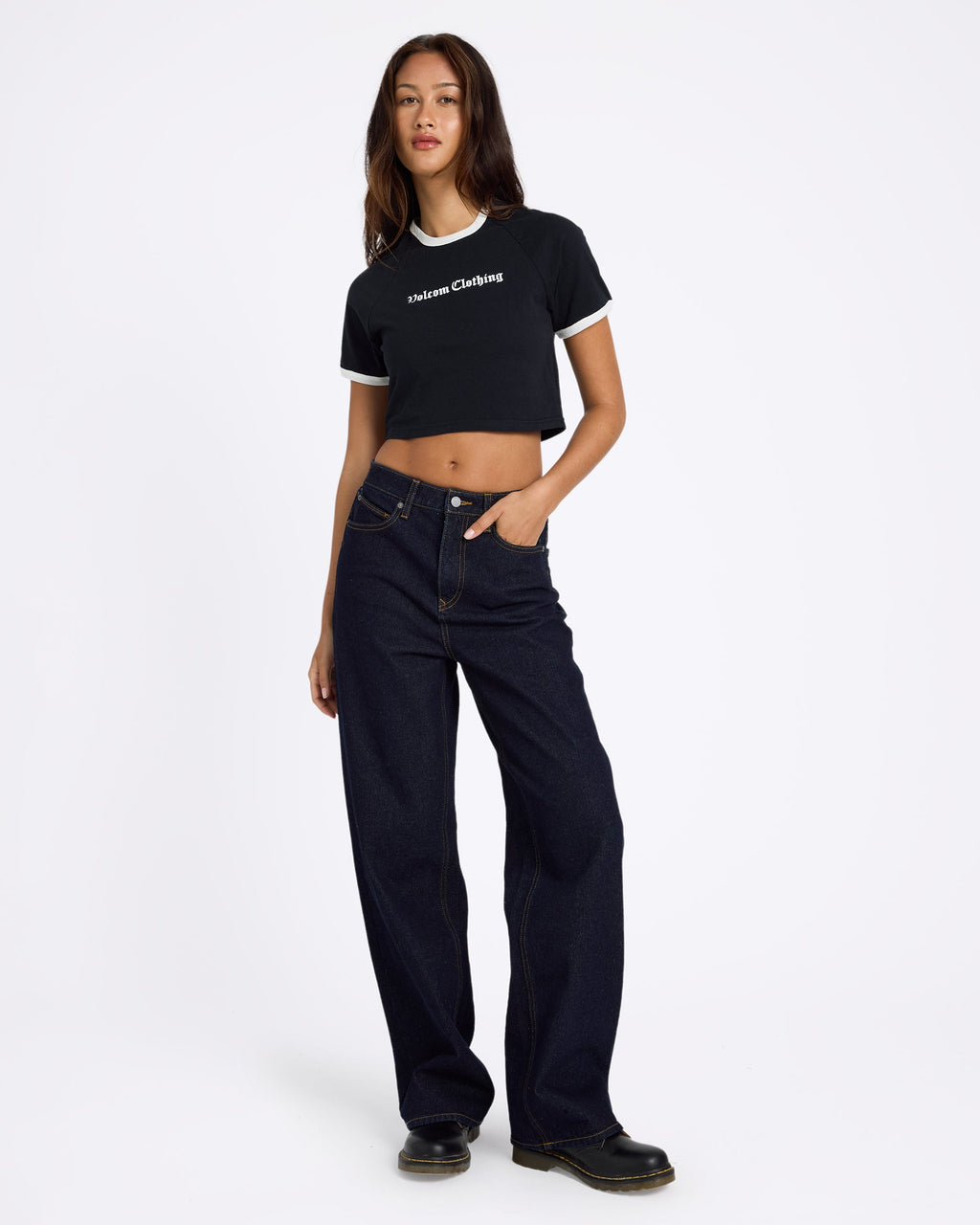 b1912608_volcom_raw_frt9
