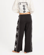 Womens Sea Side Dreamer Elastic Waist Pants
